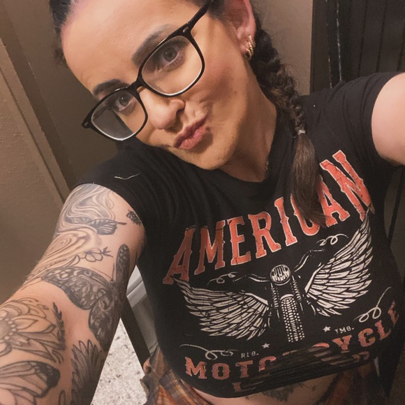 Meet your Posher, Katie - Picture 3 of 4